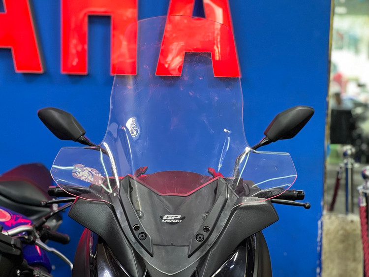 طلق شفاف ایکس مکس / YAMAHA XMAX Old Face 73cm / ساخت ترکیه اصل / مناسب اتاق قدیم کد 200916
