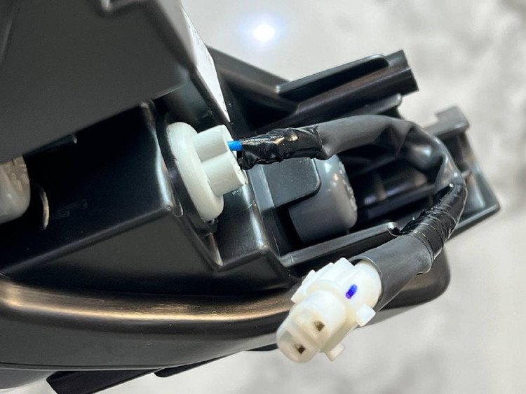 چراغ ابرویی YAMAHA MT25 LED ساخت اندونزی اصل کد 200093