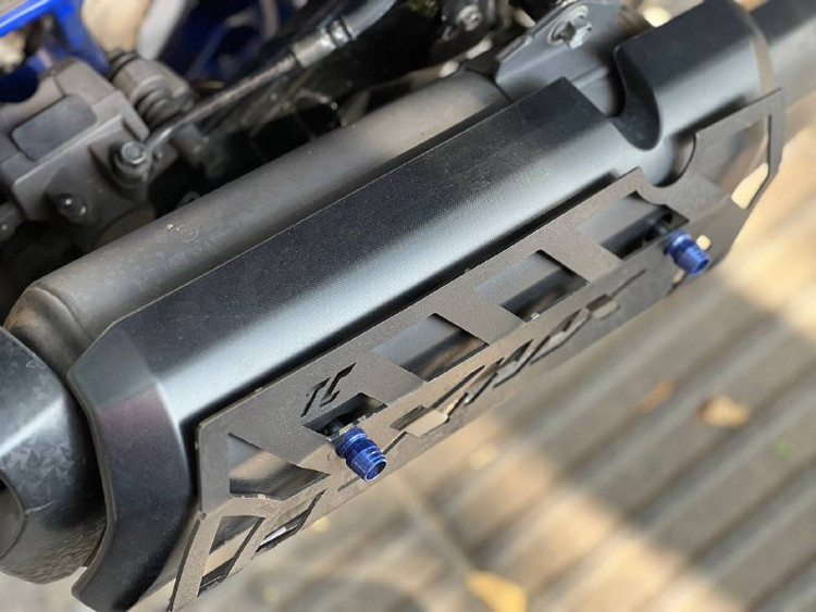 محافظ اگزوز ایکس مکس YAMAHA Xmax GP / کد ۰۰۰۰۴۵