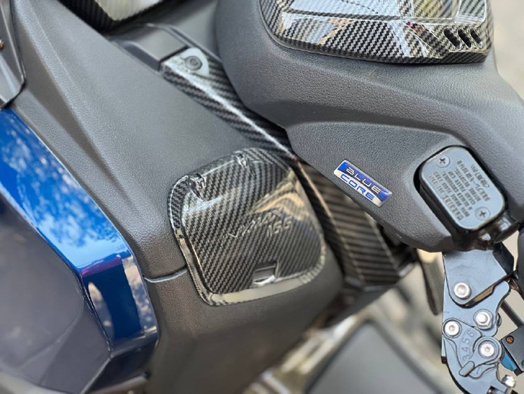 درب داشبورد کربن YAMAHA Nmax / کد کالا 000142