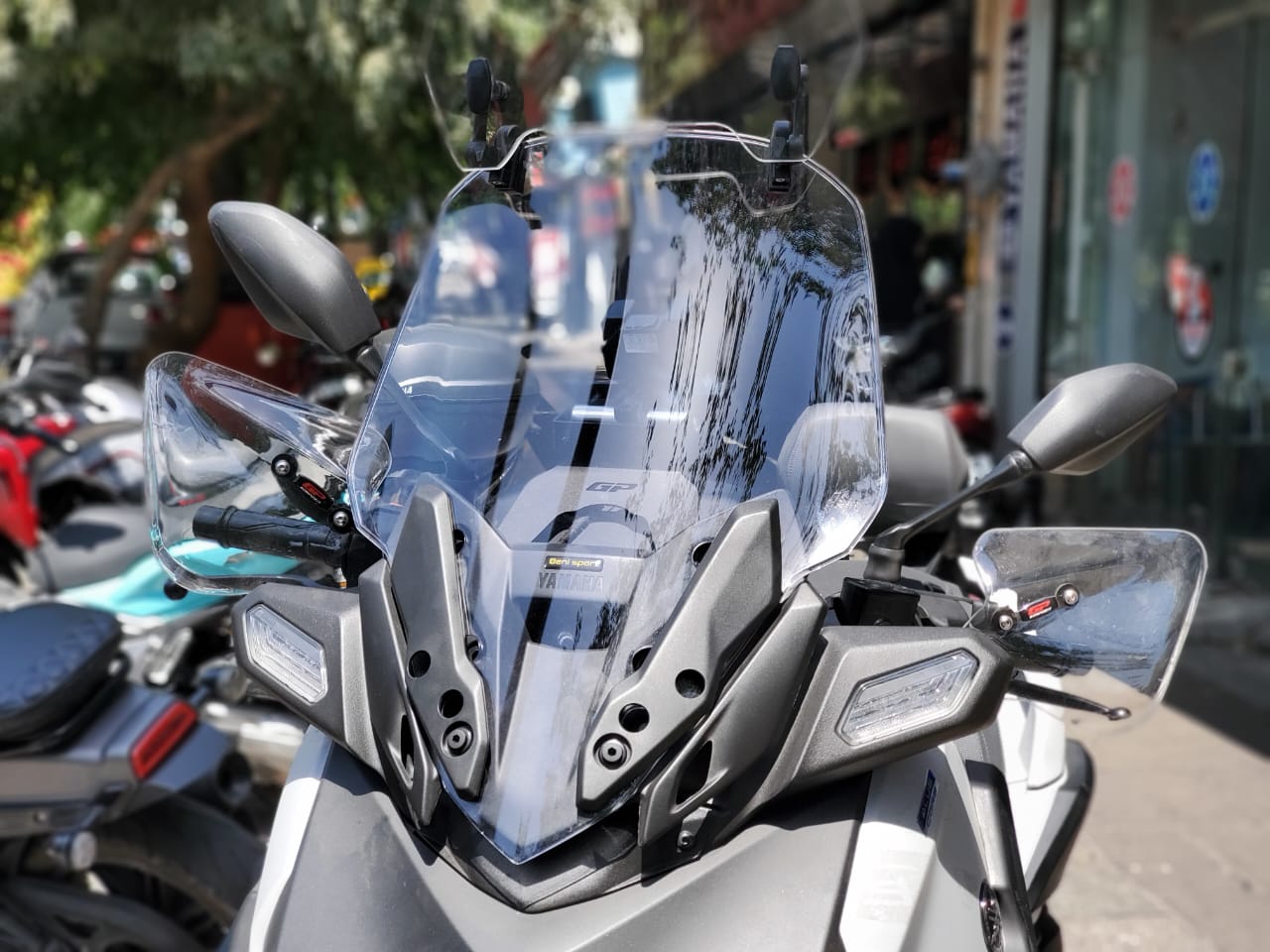 طلق شفاف فابریکی XMAX NEW اصلی