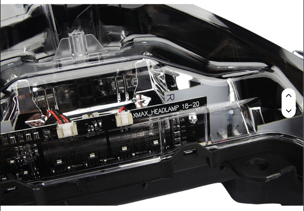 چراغ جلو YAMAHA Xmax OldFace مناسب اتاق قدیم کد 200889