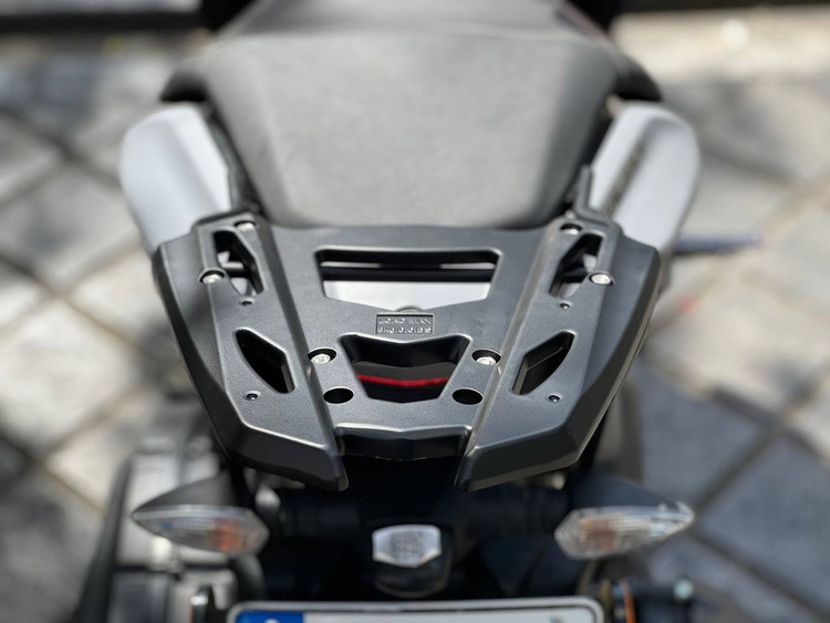 ترکبند / براکت نگهدارنده صندوق عقب YAMAHA AEROX / اصل