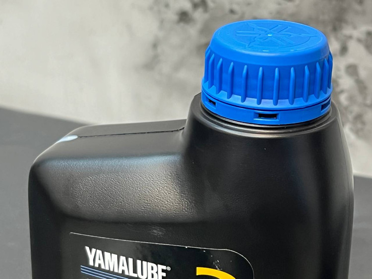 روغن موتور دو زمانه یامالوب یاماها 1 لیتر YAMALUBE YAMAHA / ساخت ژاپن اصل