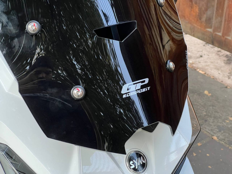 طلق شفاف هاسکی Sym ADV175 GP 71cm / ساخت ترکیه اصل کد 200610