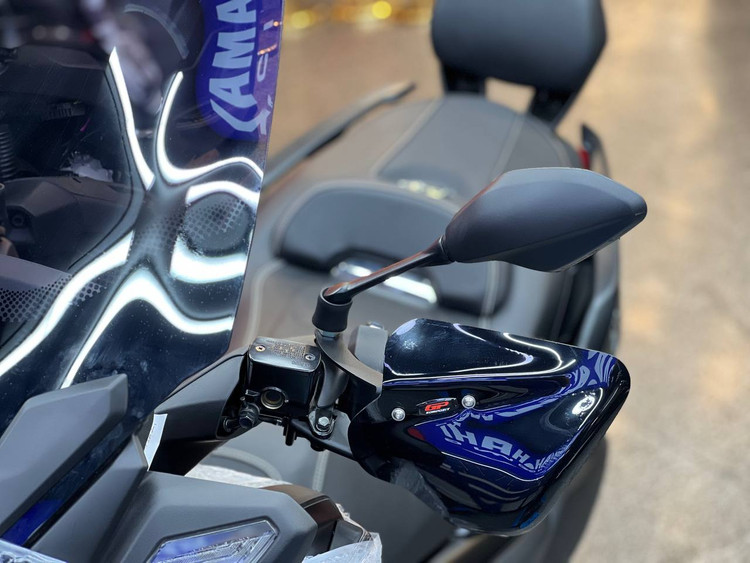 بادگیر دسته مشکی YAMAHA Xmax GP ساخت ترکیه اصل کد 200605