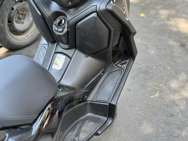 پروتکشن فلاپ جلو ایکس مکس YAMAHA Xmax GP NEW ساخت ترکیه اصل کد ۰۰۰۱۹۴
