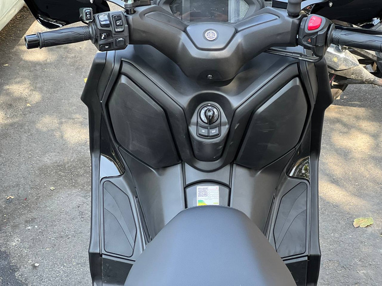 پروتکشن فلاپ جلو ایکس مکس YAMAHA Xmax GP NEW ساخت ترکیه اصل کد ۰۰۰۱۹۴