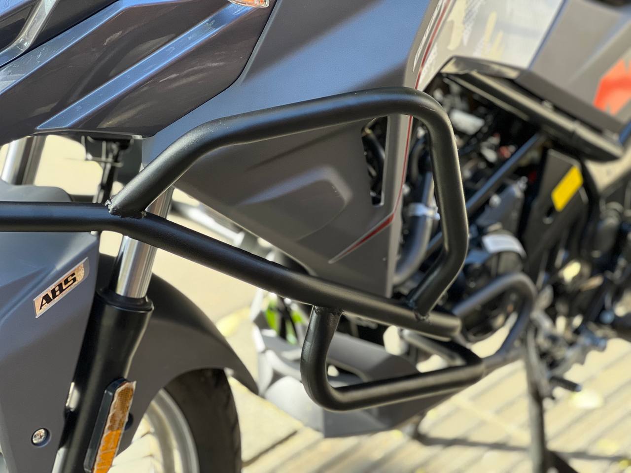 گارد قسمت جلو / محافظ بدنه Sym NH180 / NH250 / اصل کد 200999