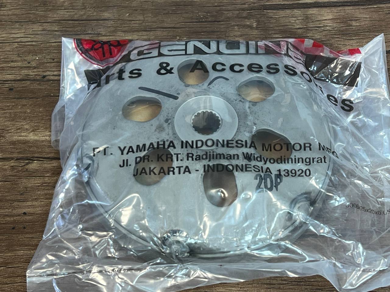 کاسه لنت کلاچ عقب YAMAHA AEROX NMAX ساخت اندونزی اصل کد 000182