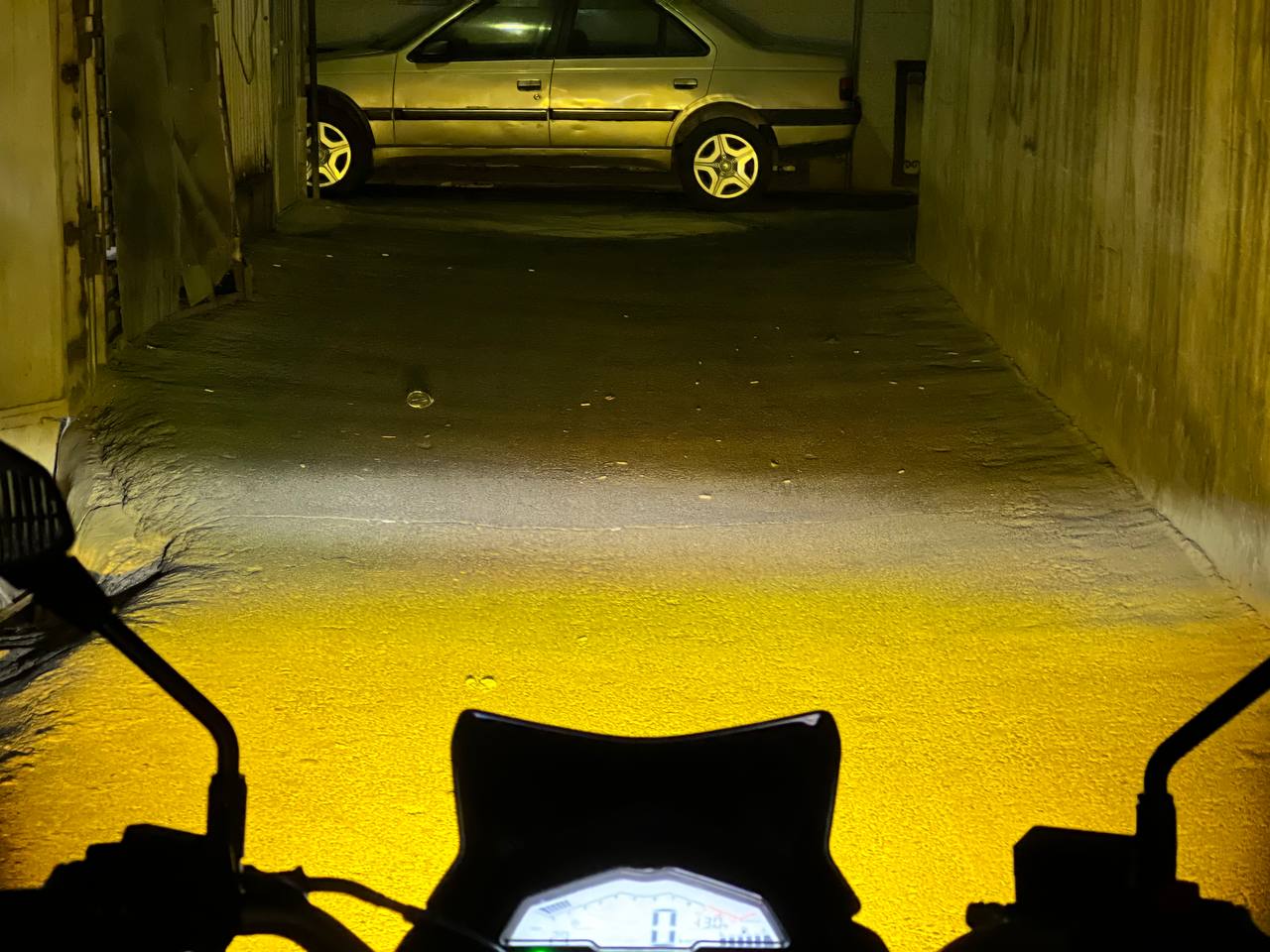پرژکتور دو لنز MOTORCYCLE / کیت کامل سیم کشی و کلید بی سیم وایرلس