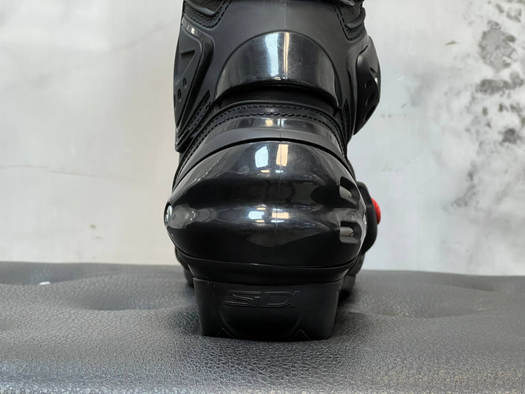 بوت Sidi Vertigo 2 Street Motorcycle سایز 42 / اورجینال
