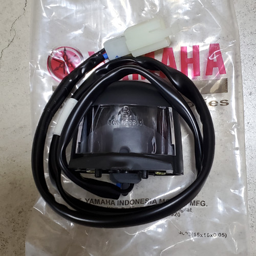 چراغ پلاک YAMAHA MxKing ساخت اندونزی اصل کد 201528