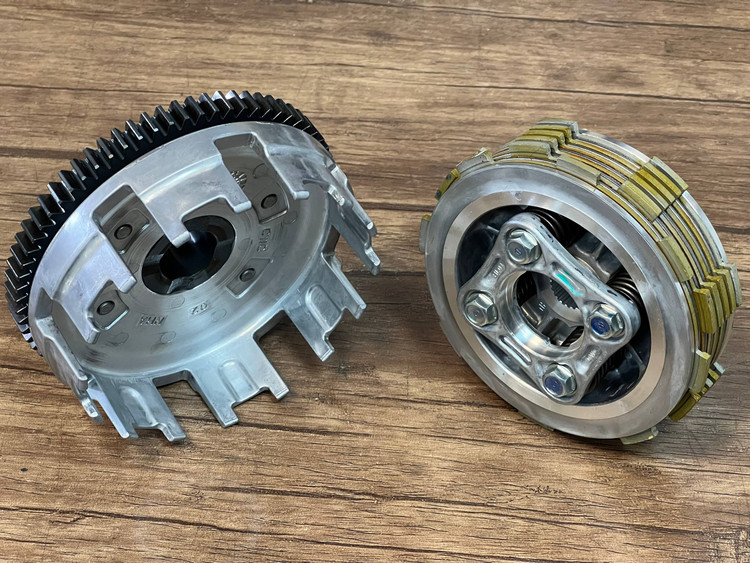 ست دیسک و چهار شاخ و صفجه کلاچ کامل Sym NA180 NH180 ساخت تایوان اصل کد 201461