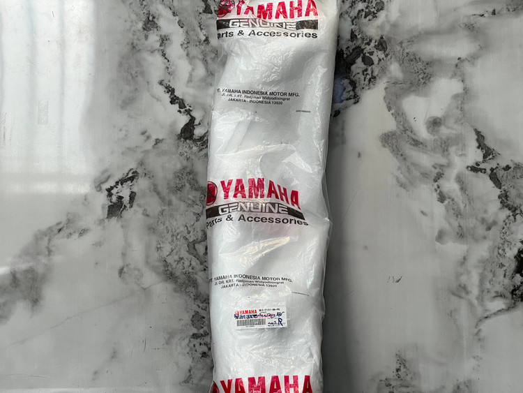 فلاپ گیتاری قهوه ای راست YAMAHA Nmax Turbo / ساخت اندونزی اصل کد ۲۰۱۶۲۲