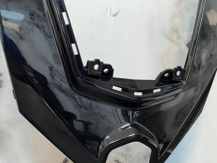 فلاپ بالا چراغ مشکی براق YAMAHA Nmax Turbo / ساخت اندونزی اصل کد 201583
