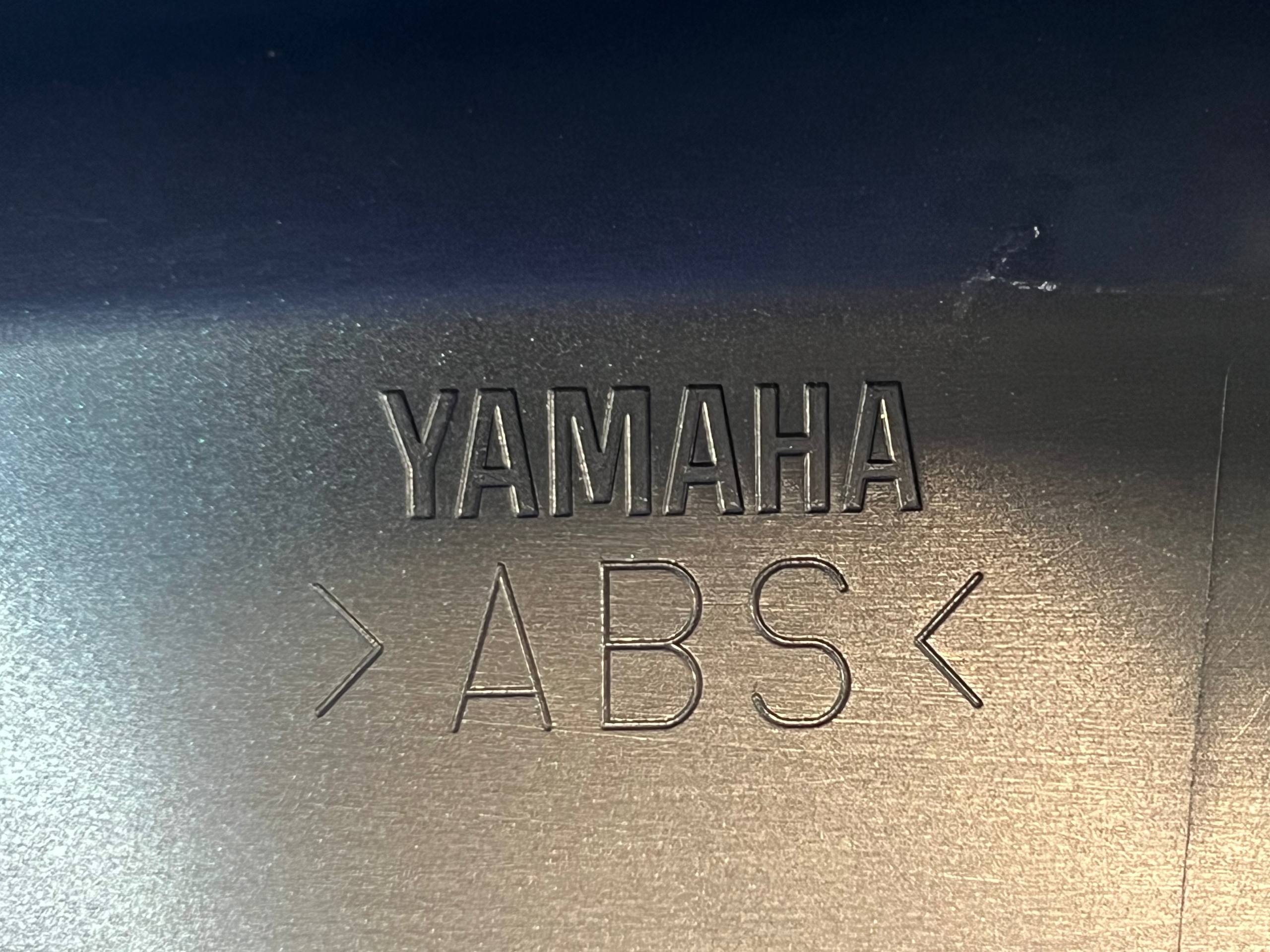 فلاپ گیتاری راست یشمی YAMAHA Xmax New Face / ساخت اندونزی اصل کد 200242