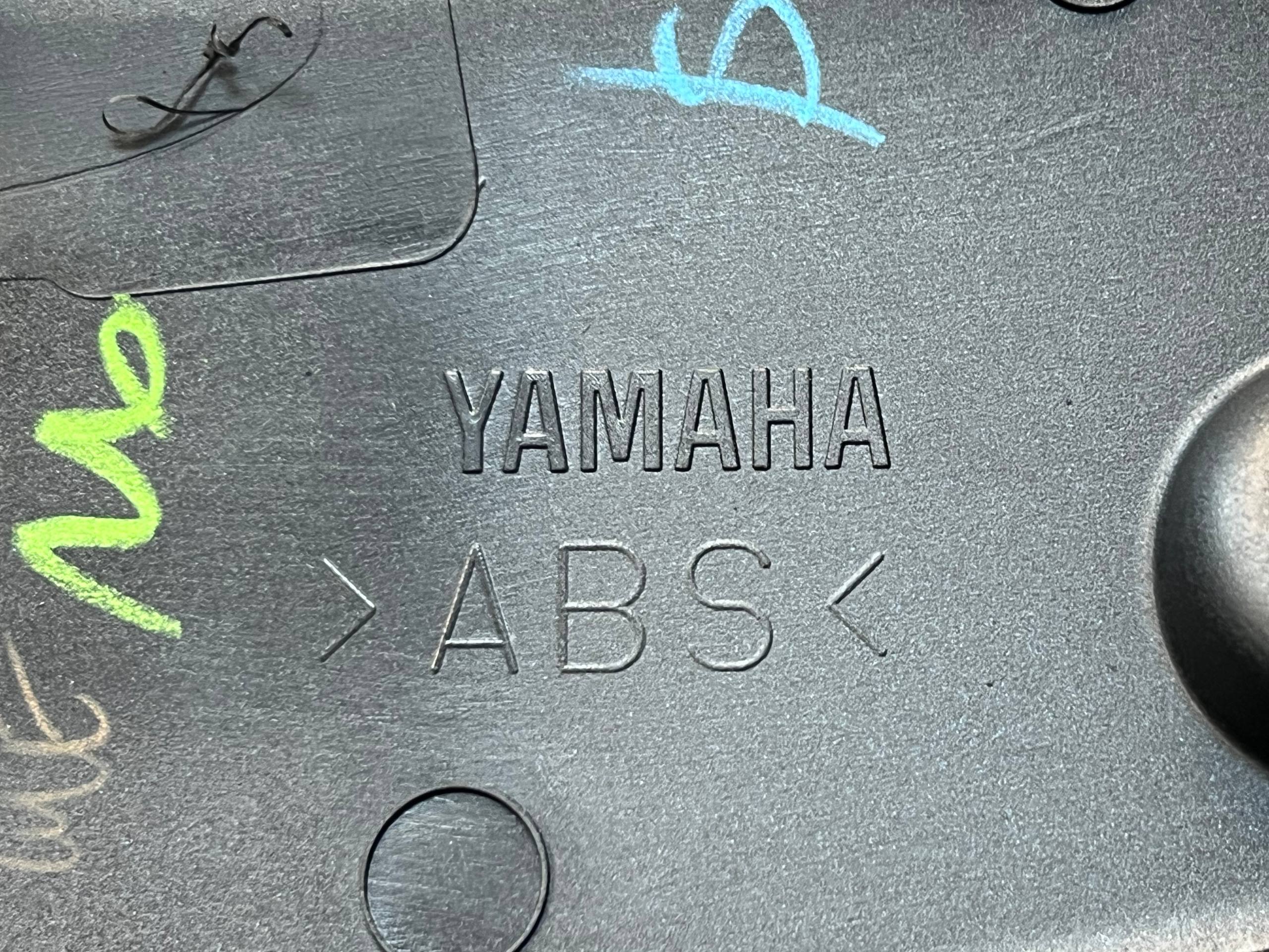 فلاپ بغل گلگیر مشکی سمت چپ YAMAHA Xmax New Face / ساخت اندونزی اصل کد 200213
