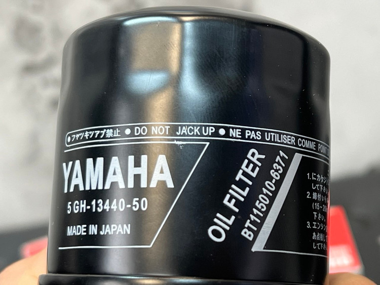 فیلتر روغن شرکتی YAMAHA R25 / MT25 / شرکتی درجه 1 کد ۰۰۰۰۸۶