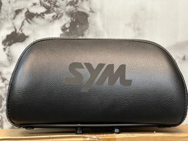 پشت زین / تکیه گاه ترکنشین مناسب برای Sym J200 کد 201324