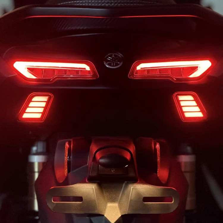 خطر عقب اسپرت قرمز YAMAHA Nmax Turbo ساخت تایلند اصل کد 201720