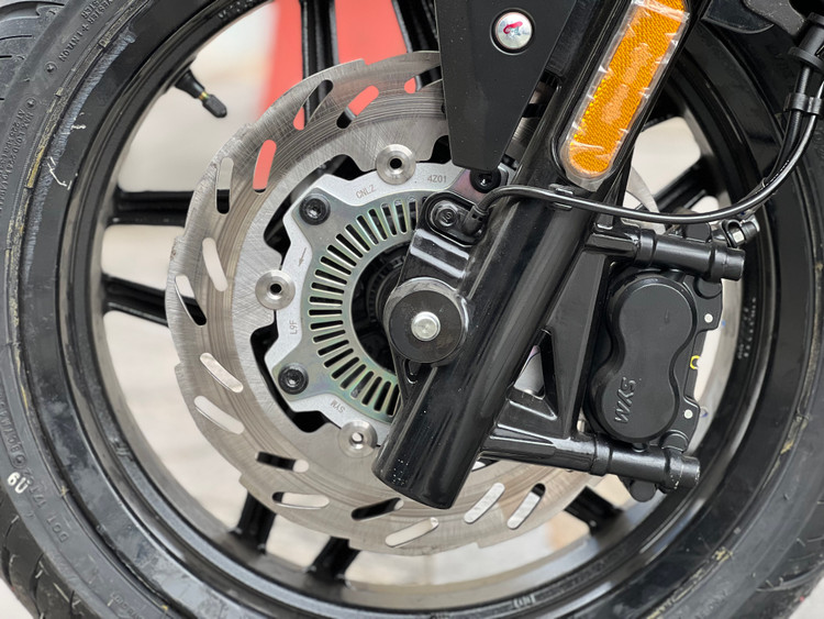 دیسک ترمز جلو جویمکسSym JOYMAX / JOYRIDE(JR300) ساخت تایوان اصل کد 200649