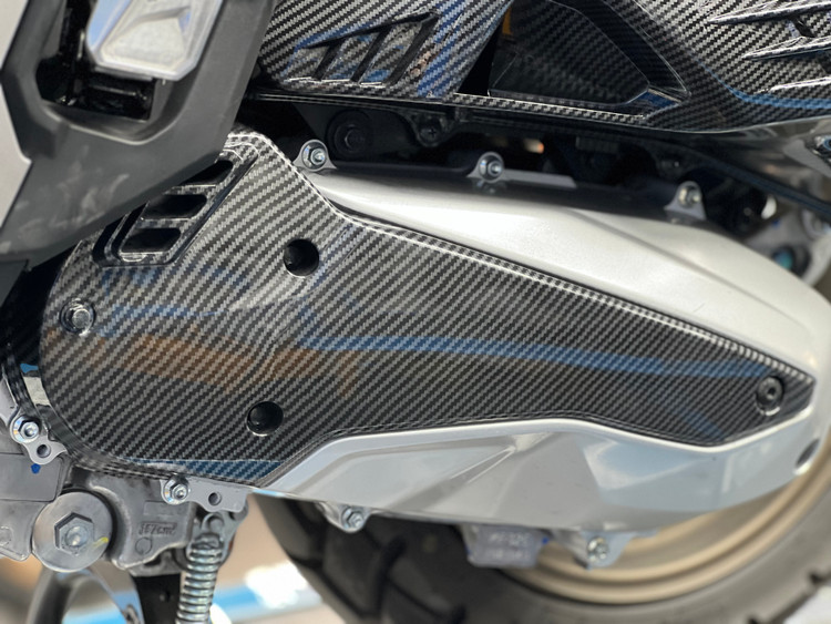 درب کلاچ کربن HONDA ADV160 / PCX160 / ساخت تایلند اصل کد 201062