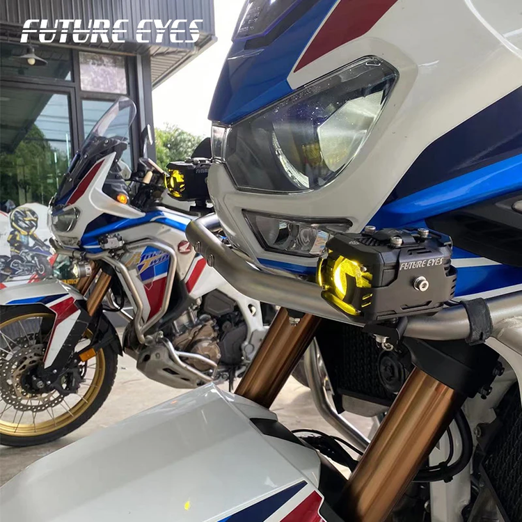 پرژکتور / مه شکن LED موتورسیکلت FUTURE EYES F150 بزرگ / پکیج کامل / اصل