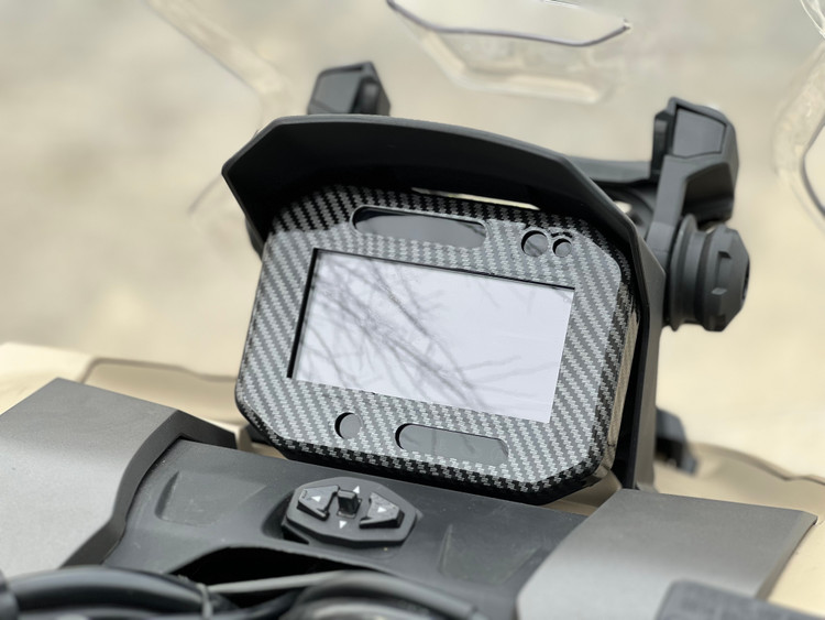 کاور دور کیلومتر کربن HONDA ADV160 ساخت تایلند اصل کد ۲۰۱۰۶۳