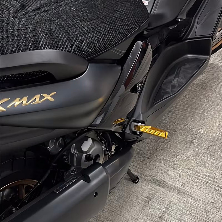 جاپایی اسپرت پلاتینی YAMAHA Xmax کد 201790