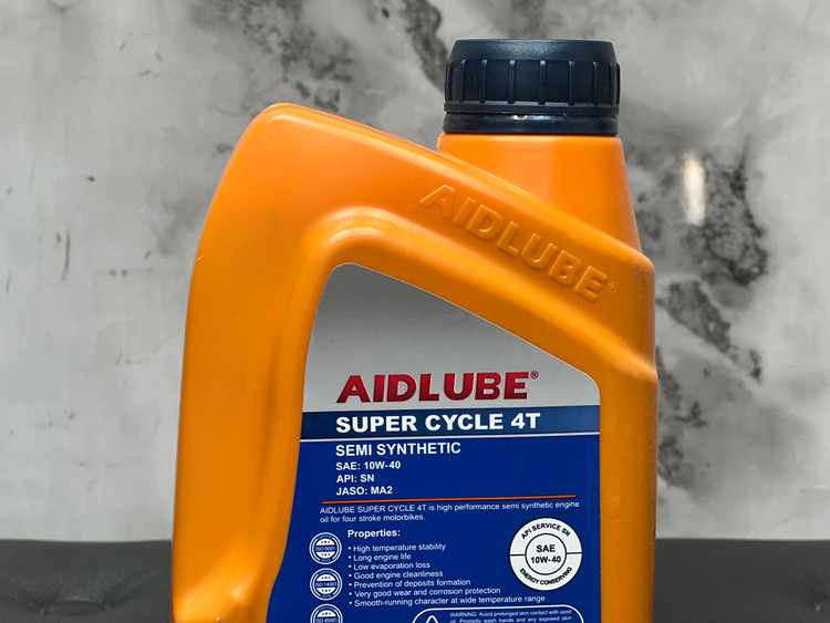 روغن موتور ایدلوب AIDLUBE 10W40 SN مخصوص موتورهای دنده ای فول سنتتیک تحت لیسانس ایدلوب آلمان اصل کد ۲۰۱۳۸۳