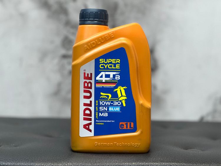 روغن موتور ایدلوب AIDLUBE 10W30 SN مخصوص موتورهای اسکوتر فول سنتتیک تحت لیسانس ایدلوب آلمان اصل کد ۲۰۱۳۸۷