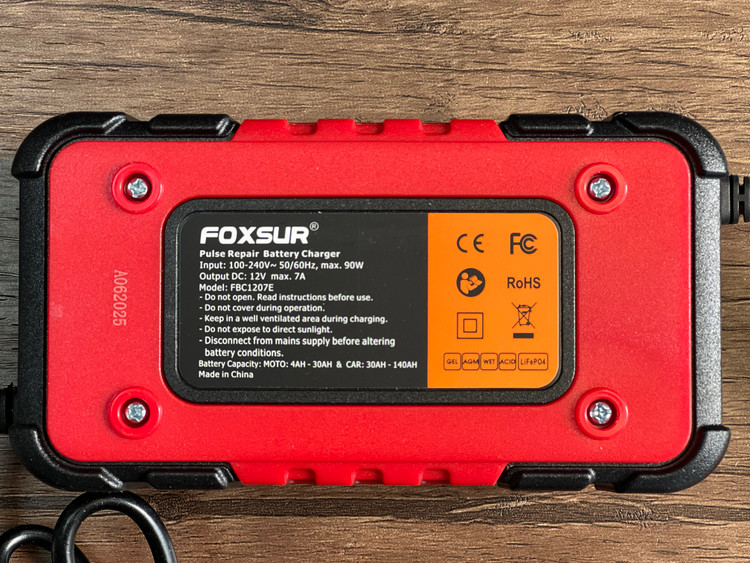 شارژر چند منظوره هوشمند باتری موتورسیکلت و خودرو فاکسور FOXSUR مدل SMART 12V7A