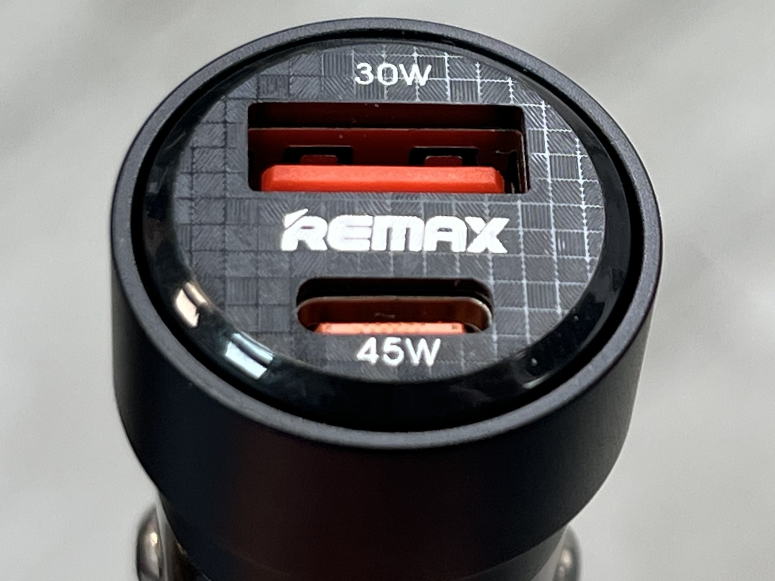 شارژر فندکی دو درگاه 75 وات ریمکس با پورت USB Type-C با توان 40 وات و USB-A با توان 30 وات، شارژ سریع و ایمن، بدنه آلومینیومی مقاوم و طراحی جمعوجور / مدل RCC360
