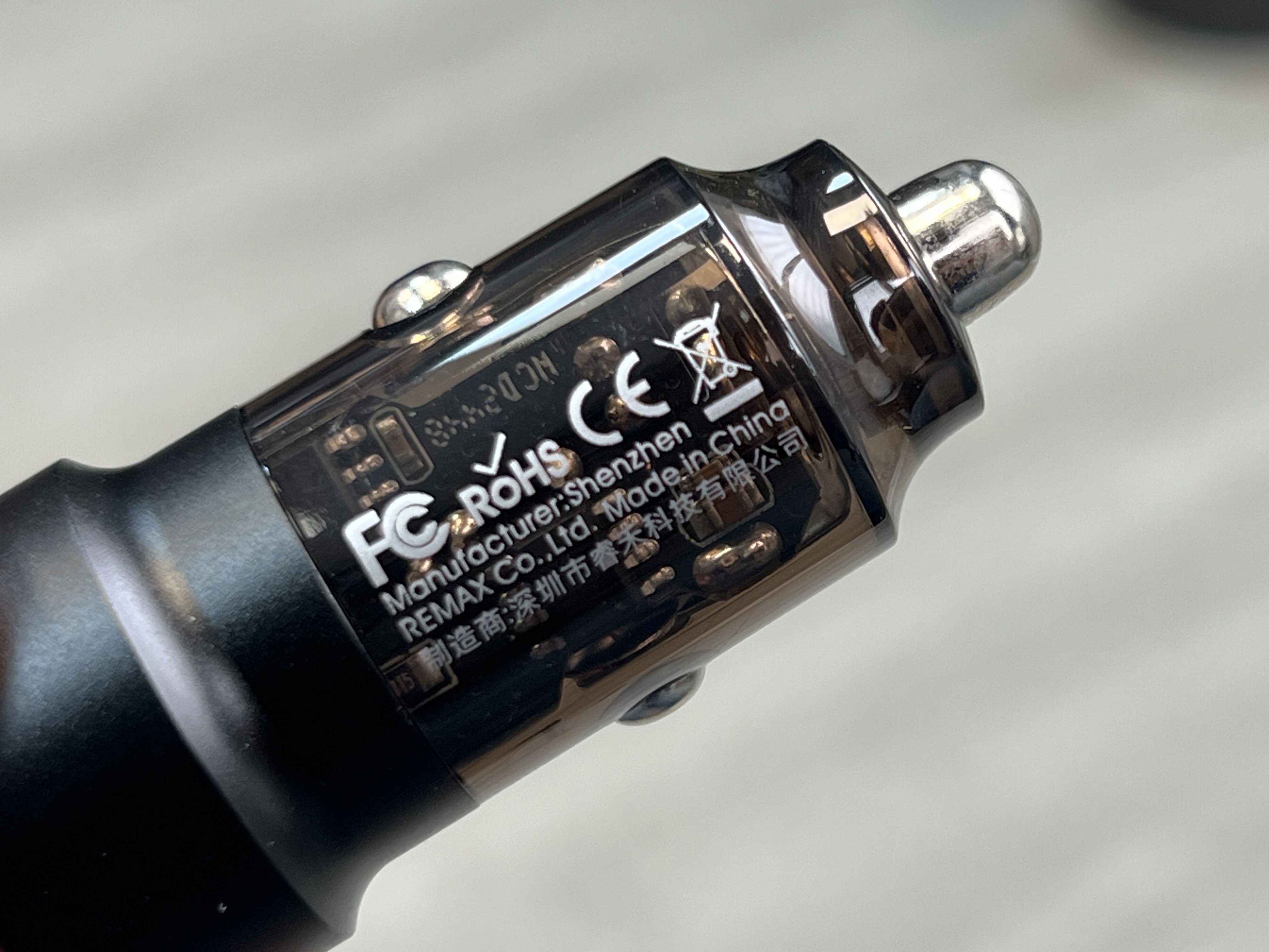 شارژر فندکی دو درگاه 75 وات ریمکس با پورت USB Type-C با توان 40 وات و USB-A با توان 30 وات، شارژ سریع و ایمن، بدنه آلومینیومی مقاوم و طراحی جمعوجور / مدل RCC360