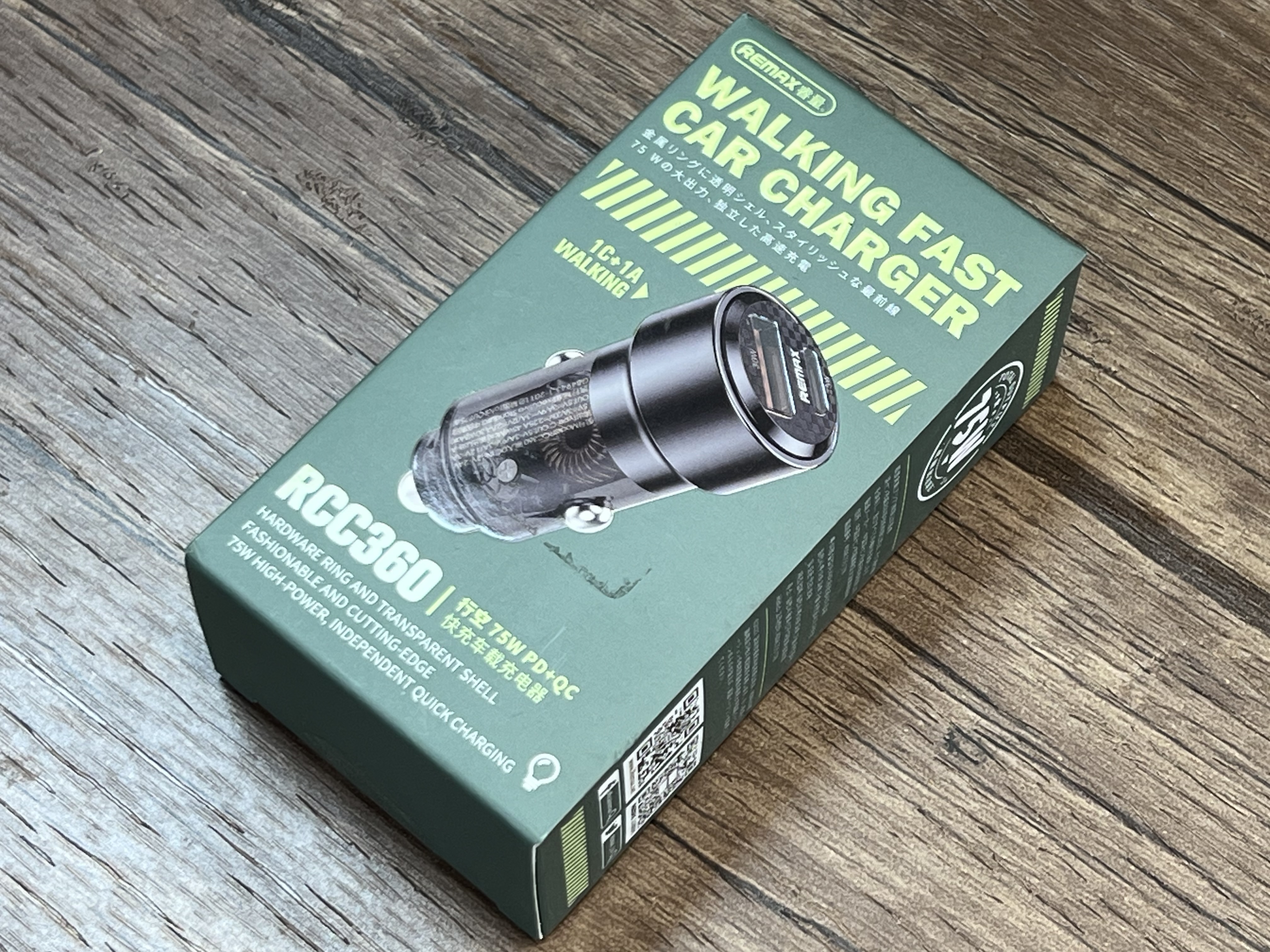 شارژر فندکی دو درگاه 75 وات ریمکس با پورت USB Type-C با توان 40 وات و USB-A با توان 30 وات، شارژ سریع و ایمن، بدنه آلومینیومی مقاوم و طراحی جمعوجور / مدل RCC360