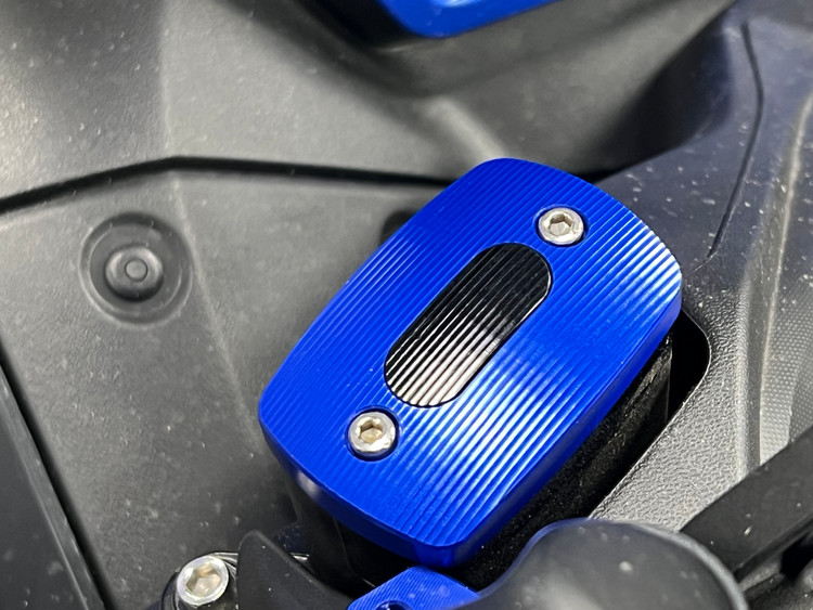 درب پمپ روغن ترمز اسپرت YAMAHA Xmax / Mt25 / R25 کد 000083