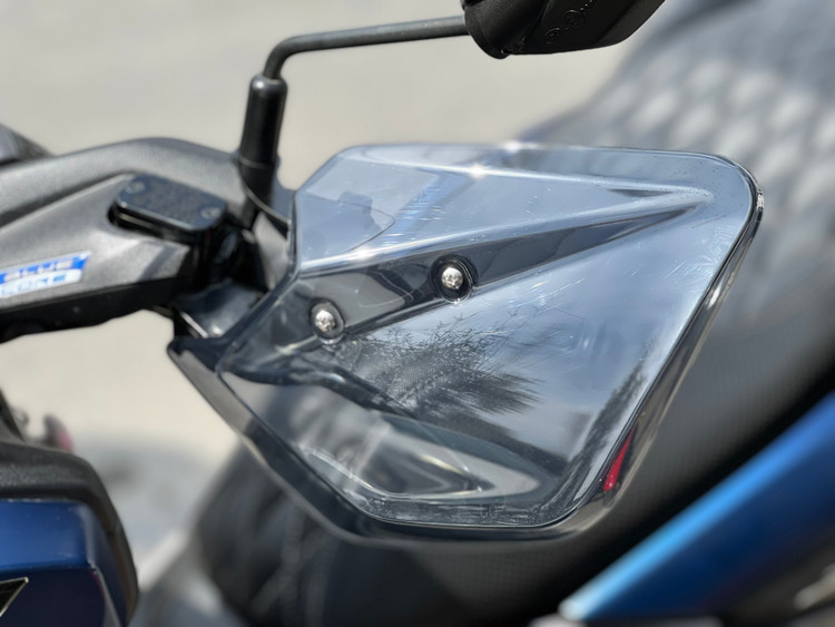 هندگارد / بادگیر دسته دودی Yamaha Nmax Aerox ساخت تایلند اصل کد ۰۰۰۰۷۳