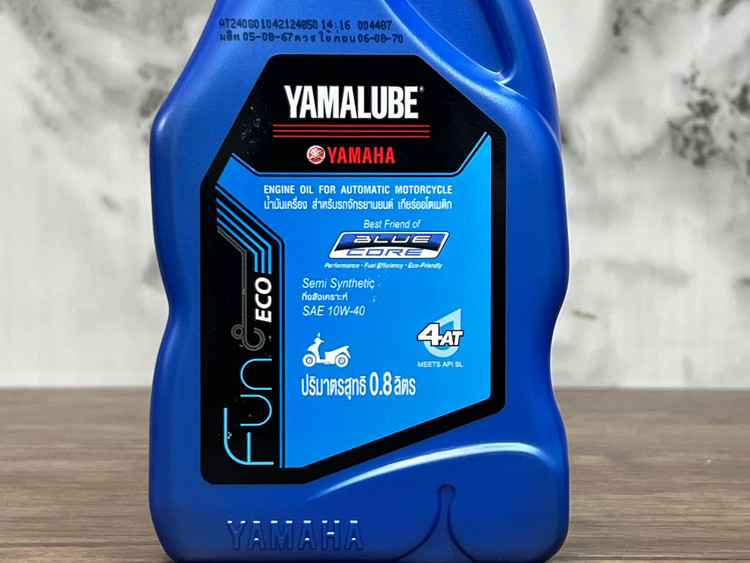 روغن موتور مخصوص موتورهای اسکوتر 10W40 800ml یاماها یامالوب YAMALUBE YAMAHA / ساخت تایلند اصل کد ۲۰۰۸۵۹
