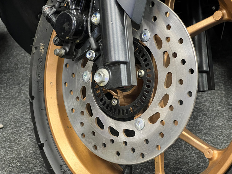 دیسک ترمز جلو YAMAHA Nmax / Aerox ساخت اندونزی اصل کد 000165