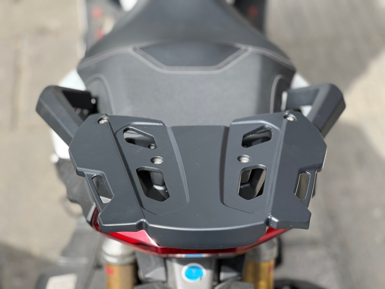 ترکبند عقب هوندا HONDA ADV 150 اصل کد 201051