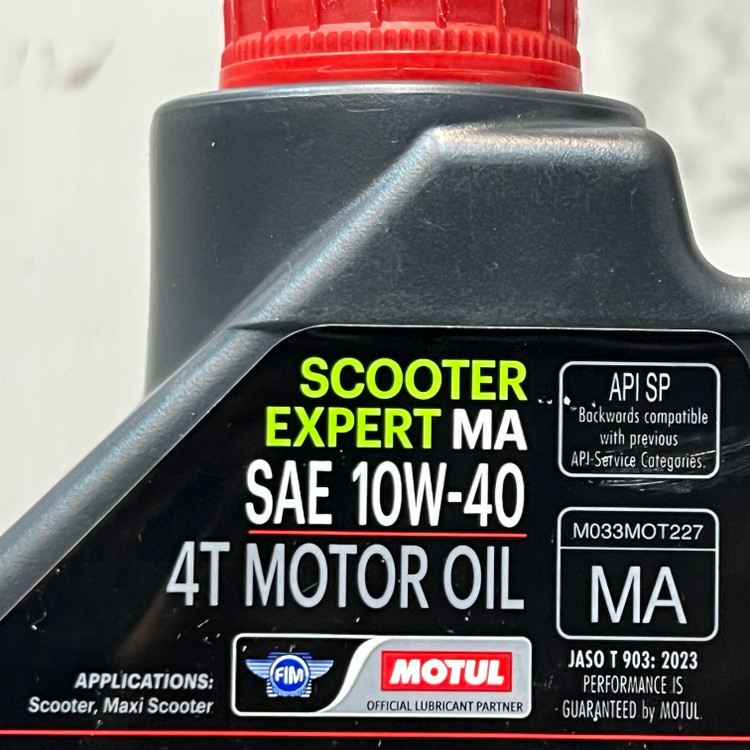 روغن موتور موتول اسکوتر MOTUL 10W-40 SP ساخت ایتالیا اصل کد 200628