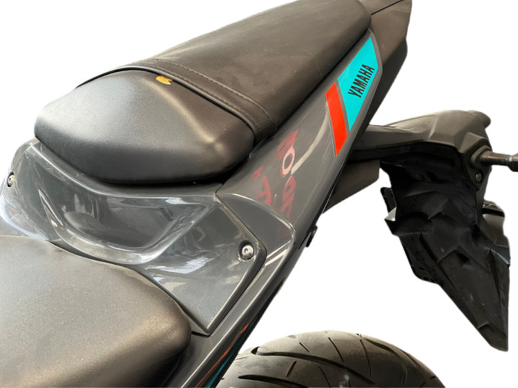 فلاپ گیتاری ناردو سمت چپ YAMAHA MT25 / ساخت اندونزی اصل کد 200099