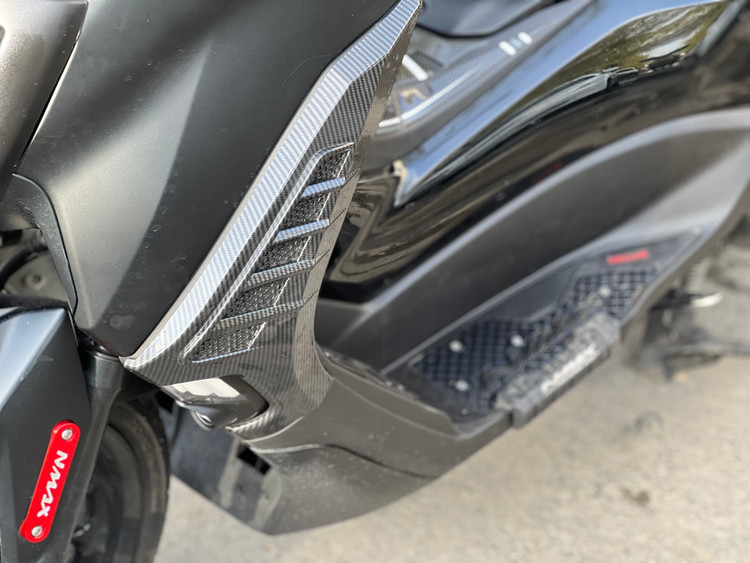 فلاپ راهنما کربن YAMAHA Nmax ساخت تایلند اصل کد 000148