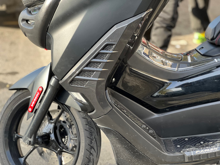 فلاپ راهنما کربن YAMAHA Nmax ساخت تایلند اصل کد 000148