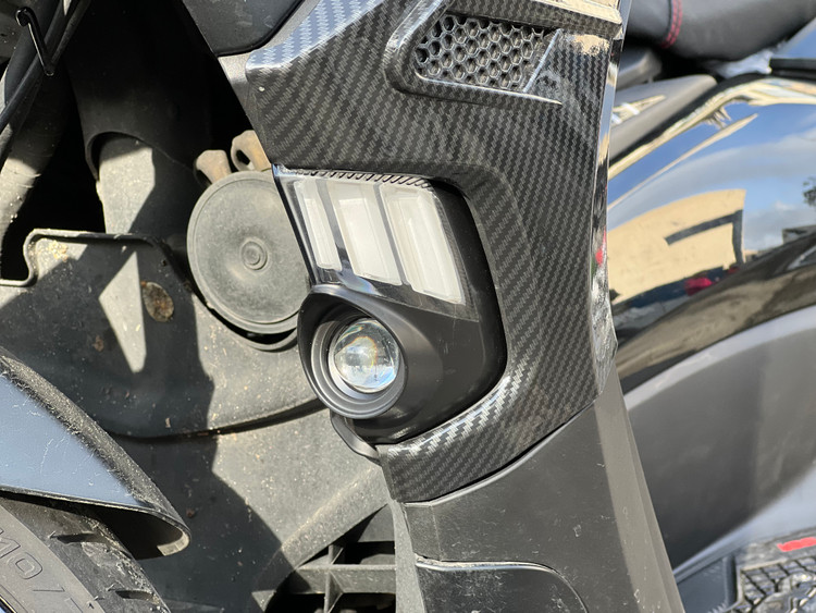 فلاپ راهنما کربن YAMAHA Nmax ساخت تایلند اصل کد 000148