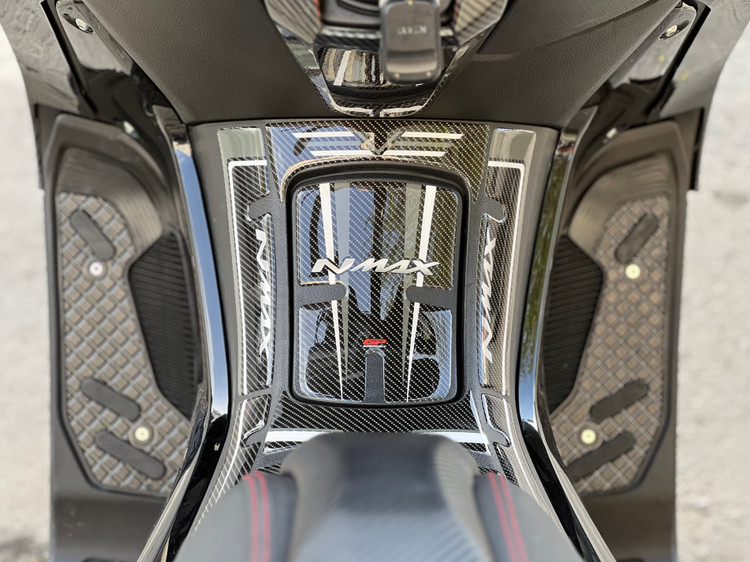 پد باک مشکی خط طوسی YAMAHA Nmax GP ساخت ترکیه اصل کد ۲۰۰۵۹۷