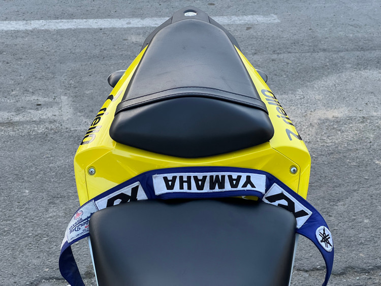 ست فلاپ کامل جشن 60 سالگی YAMAHA YZF‑R25 رنگ زرد آبی سفید Yellow & Speed Block livery