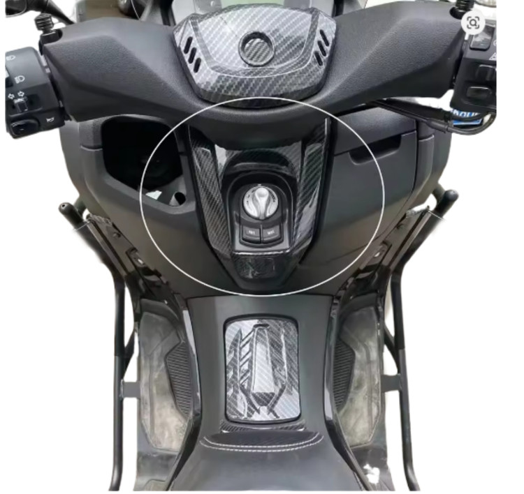 محافظ دور کیلس کربن YAMAHA Nmax کد 000141