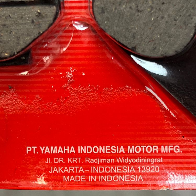 لنت ترمز چرخ جلو Yamaha XSR 155 / MT15 / R15 ساخت اندونزی اصل کد 000241